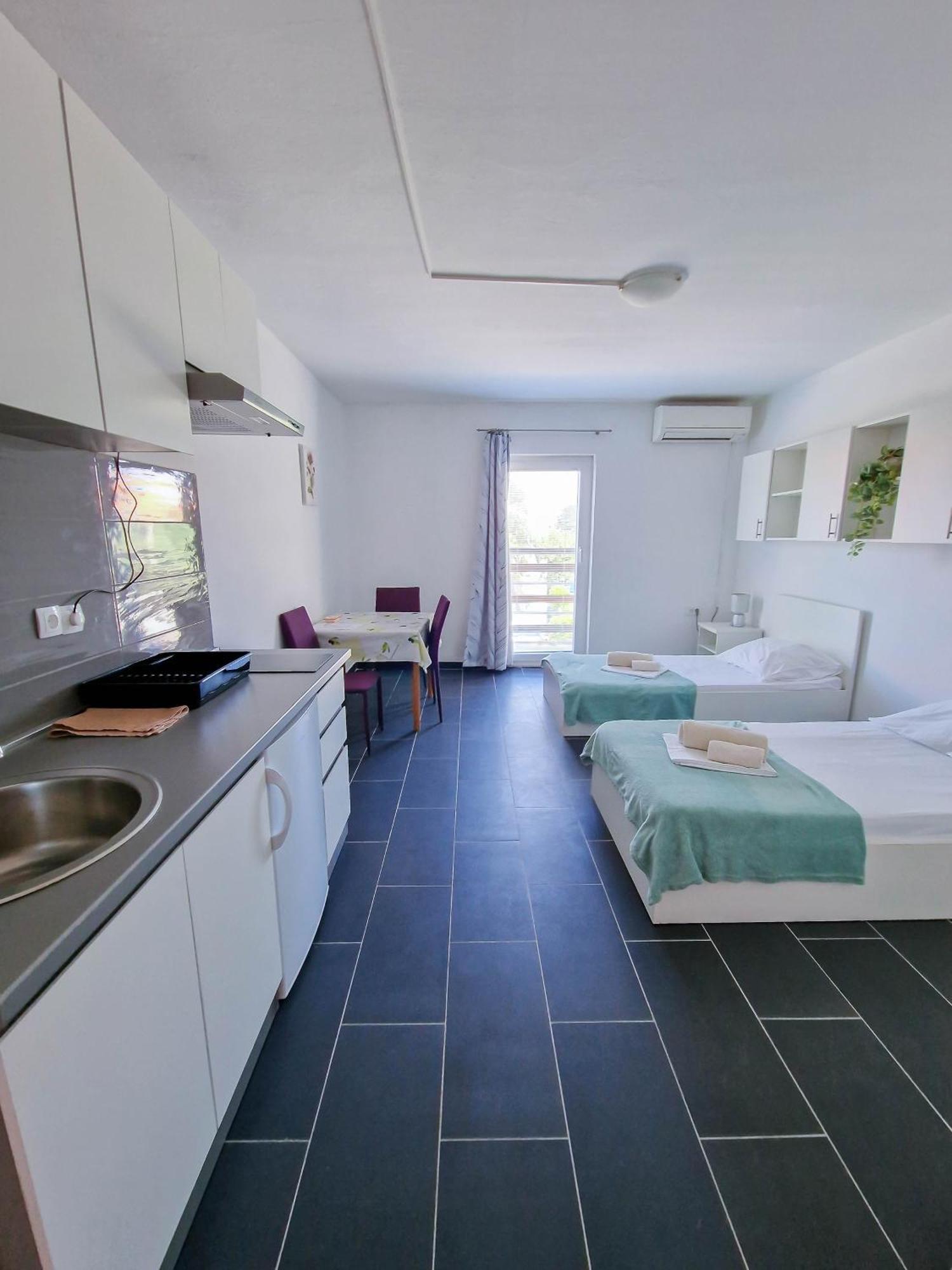 Flip - Flop Apartman Novalja Kültér fotó